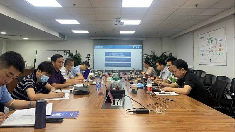 桌面运维与网络运维：就业前景对比解析